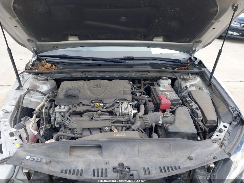 TOYOTA CAMRY - zdjęcie 10