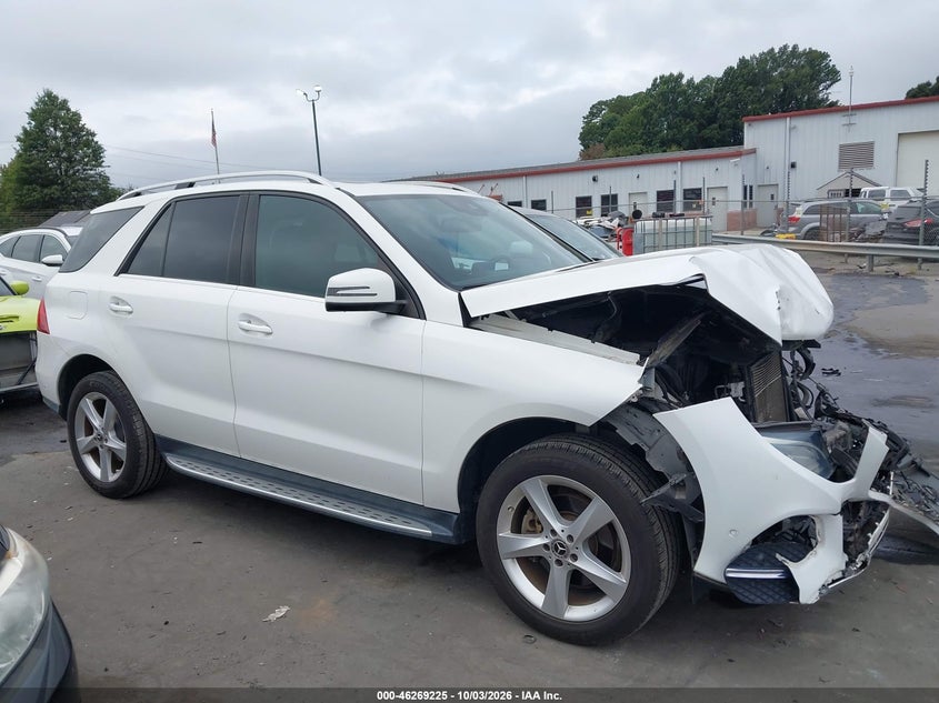 MERCEDES-BENZ GLE 350 - zdjęcie 13
