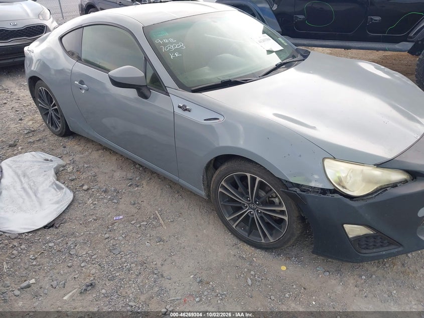 Vin: jf1znaa17e8703003, lot: 46769401, scion fr-s 2014 img_1