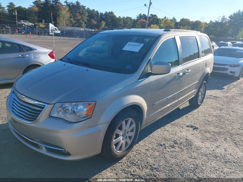 2015 CHRYSLER TOWN & COUNTRY TOURING · Фото 2