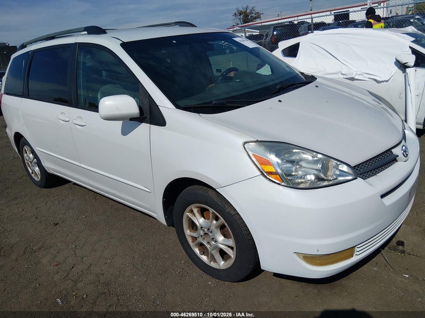 TOYOTA SIENNA 2004 VIN 5TDZA22C84S052728