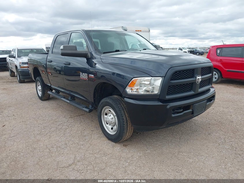 Vin: 3c6tr5ct5jg306699, lot: 46769617, ram 2500 tradesman  4x4 6'4 box 2018 img_1