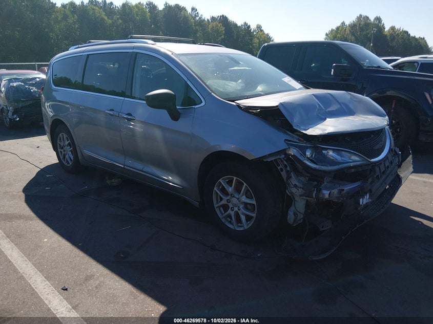 Vin: 2c4rc1bg1lr277054, lot: 46769683, chrysler pacifica touring l 2020 img_1