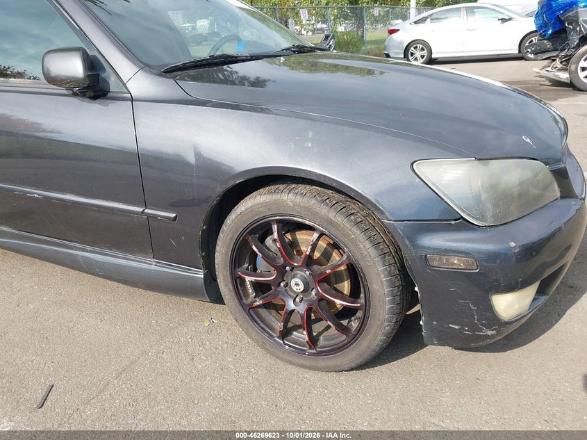 LEXUS IS 300 2002 VIN JTHBD192X20053765
