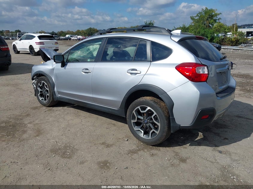 Vin: jf2gpanc1h8231216, lot: 46769809, subaru crosstrek 2.0i limited 20173