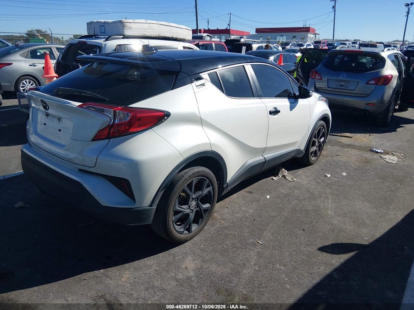 TOYOTA C-HR - zdjęcie 4