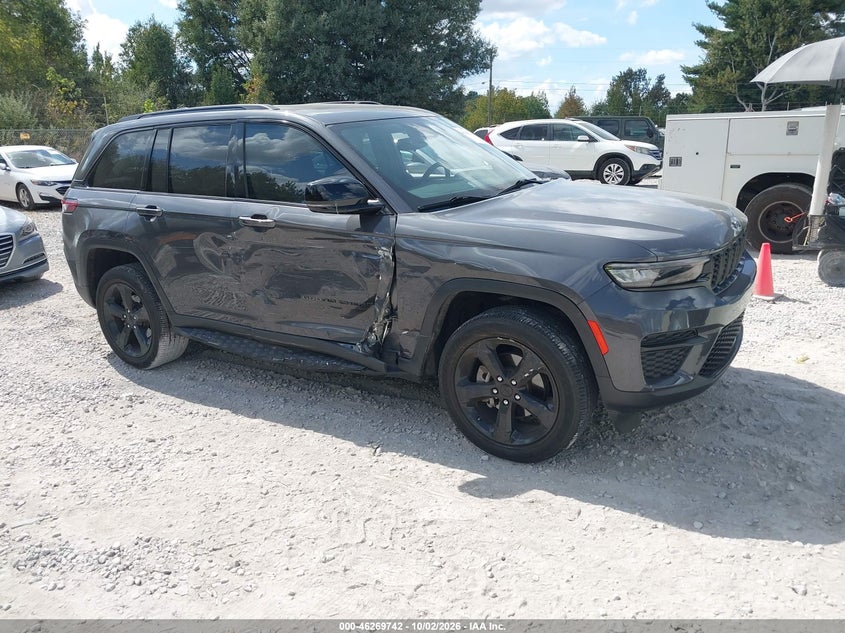 Vin: 1c4rjgag5p8890550, lot: 46769849, jeep grand cherokee altitude 4x2 2023 img_1