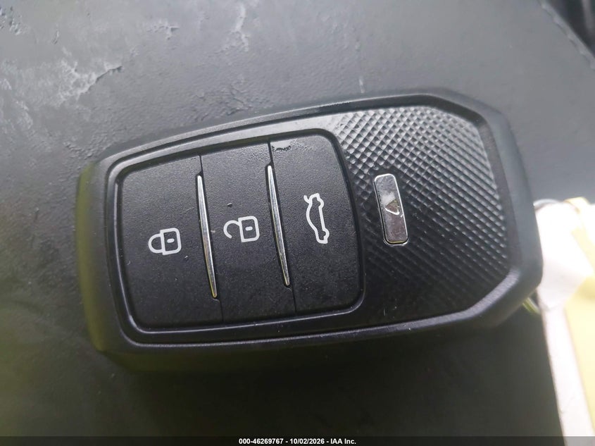 KIA K5 2025 VIN KNAG24J7XS5305763
