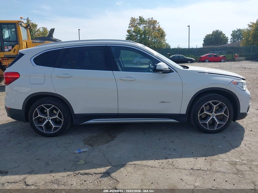 BMW X1 - zdjęcie 13
