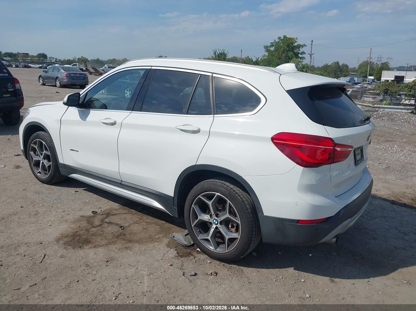 BMW X1 - zdjęcie 3