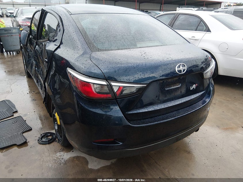 2016 SCION IA · Фото 3