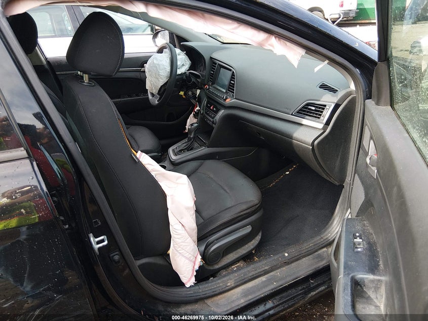 2018 HYUNDAI ELANTRA SE · Фото 5