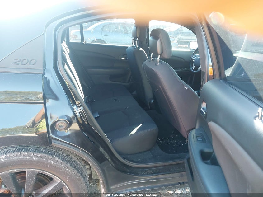 2014 CHRYSLER 200 TOURING · Фото 8