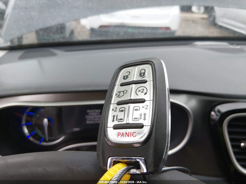 CHRYSLER PACIFICA HYBRID 2024 VIN 2C4RC1S7XRR150103