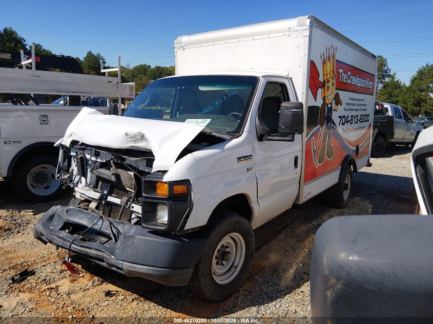 Ford E-350 Cutaway - фото 2