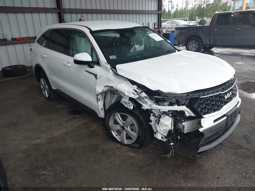 Vin: 5xyrgdlc7pg210308, lot: 46770353, kia sorento lx 20231