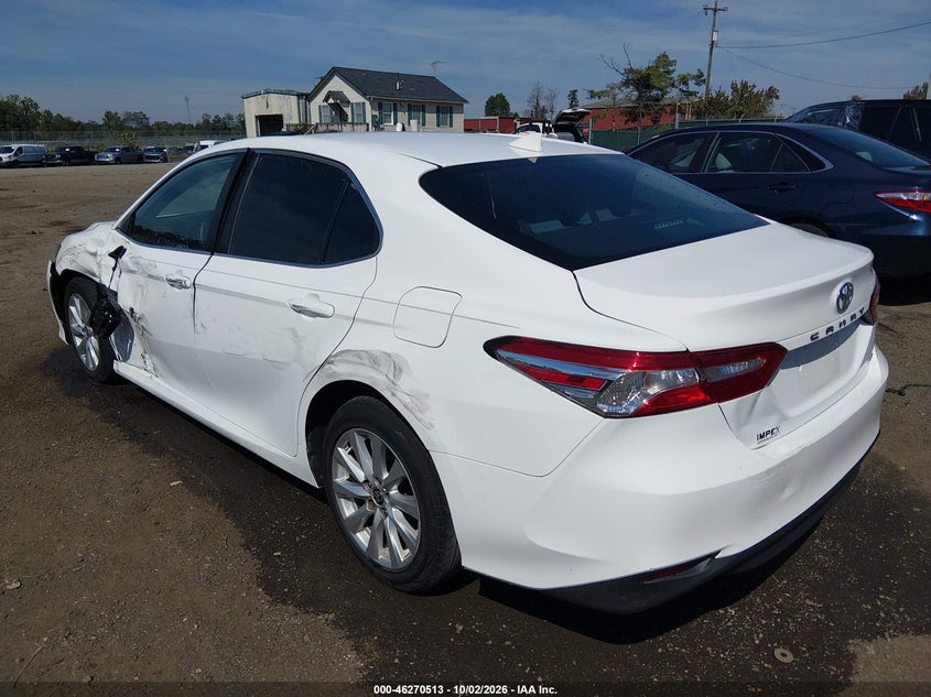 TOYOTA CAMRY - zdjęcie 3