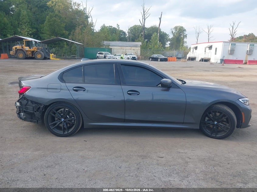 BMW 330I - zdjęcie 13