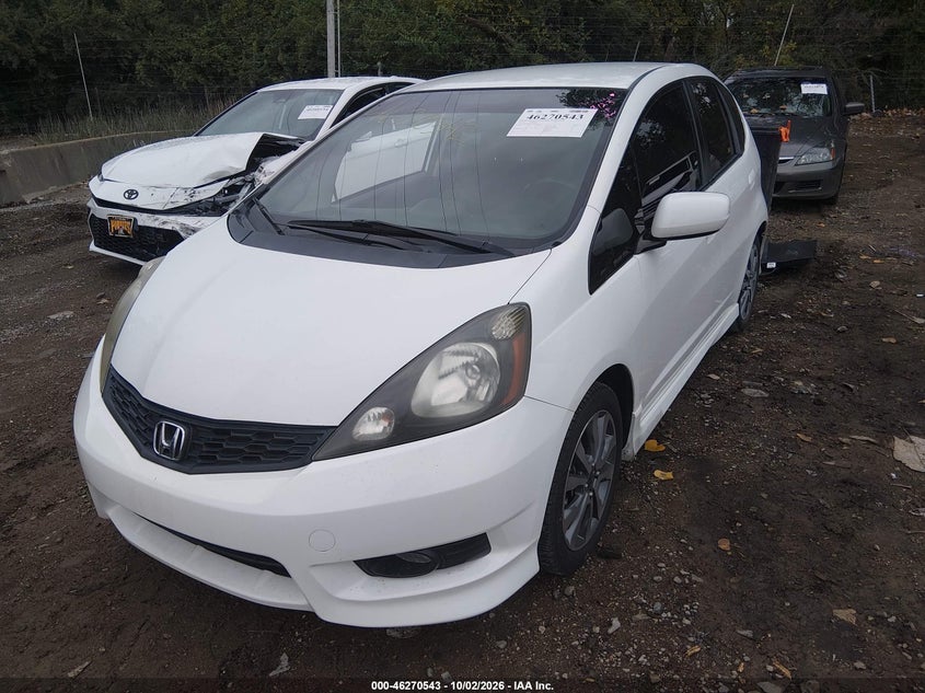 Vin: jhmge8h52dc005816, lot: 46770659, honda fit sport 20132