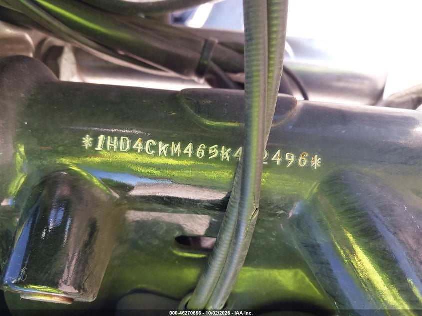 HARLEY-DAVIDSON XL883 2005