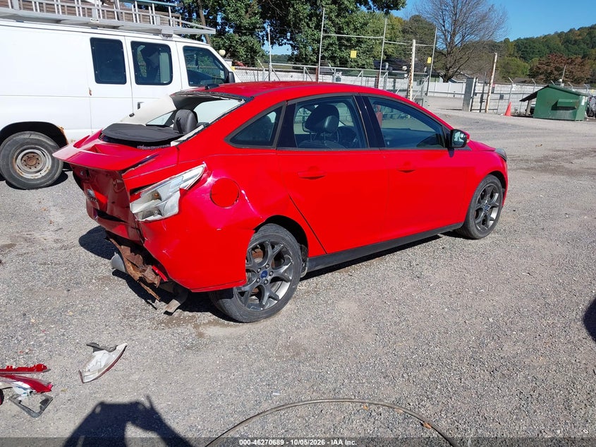 Vin: 1fadp3f2xdl336823, lot: 46770806, ford focus se 20134