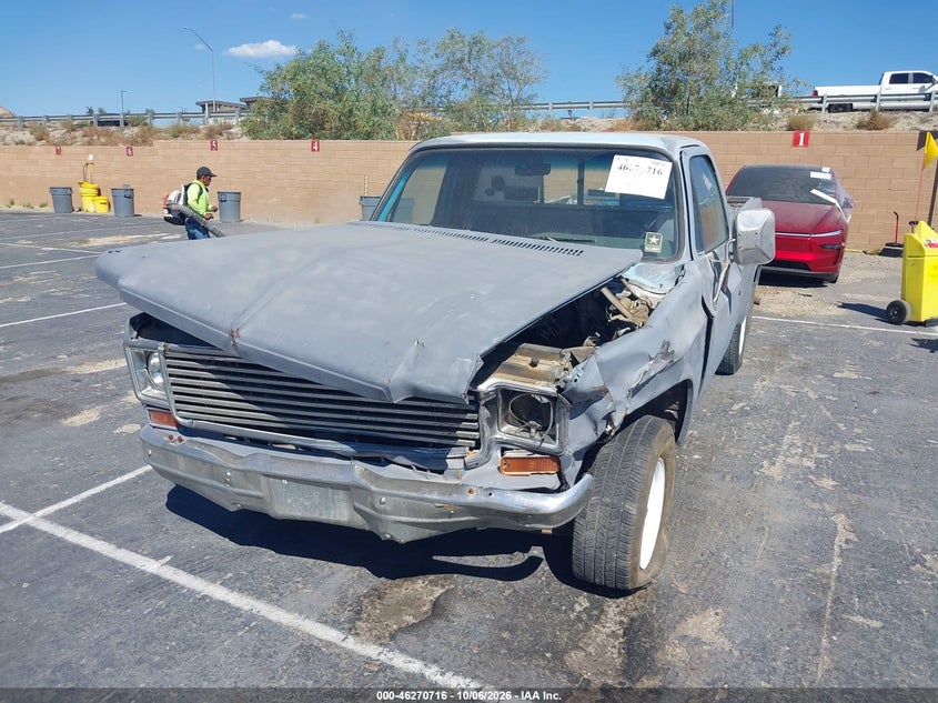 1977 CHEVROLET SILVERADO 2500