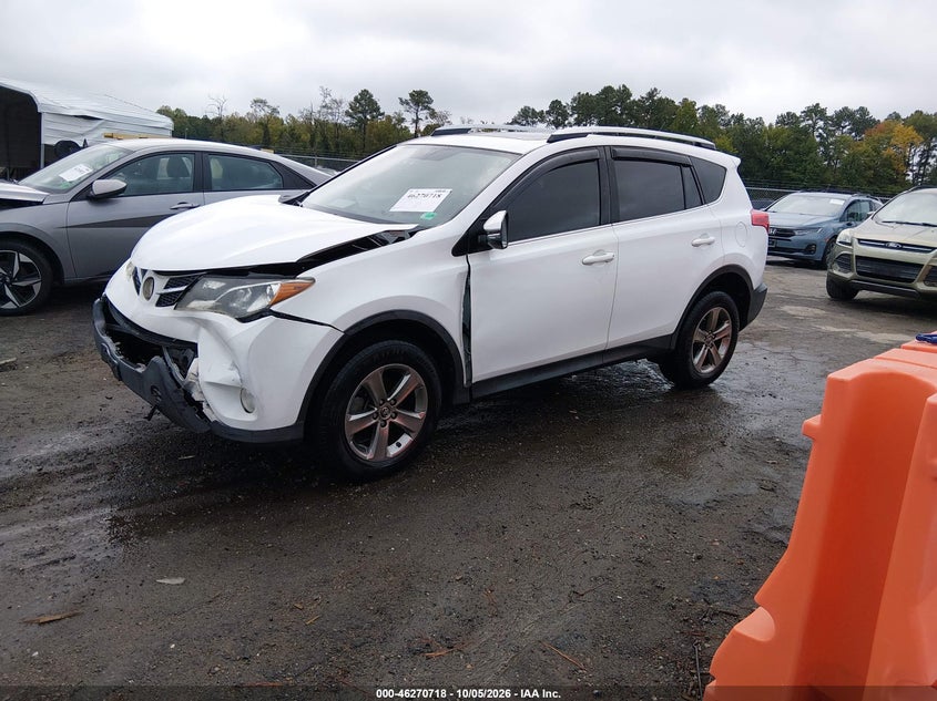 2015 Toyota RAV 4, Удар спереди, IAAI, VIN JTMRFREV0FD130621 — фото 2