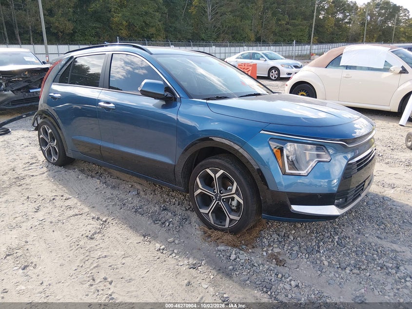 Vin: kndct3le4p5061233, lot: 46771021, kia niro sx touring 20231