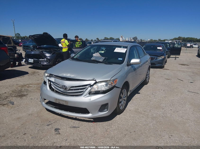 Vin: 2t1bu4ee8dc067451, lot: 46771113, toyota corolla le 20132