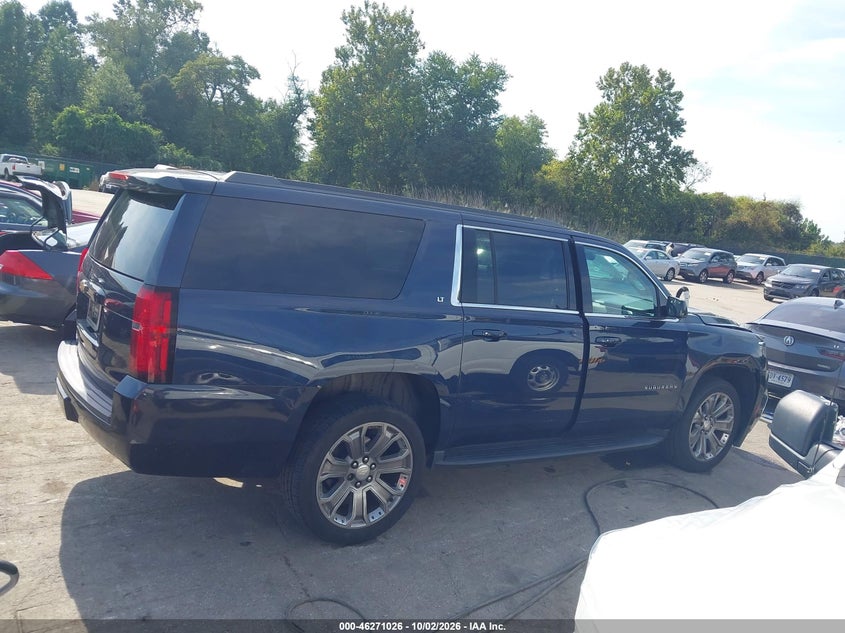 CHEVROLET SUBURBAN - zdjęcie 14