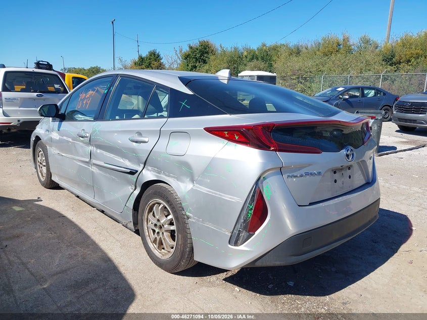 Vin: jtdkamfp0n3211447, lot: 46771211, toyota prius prime xle 20223