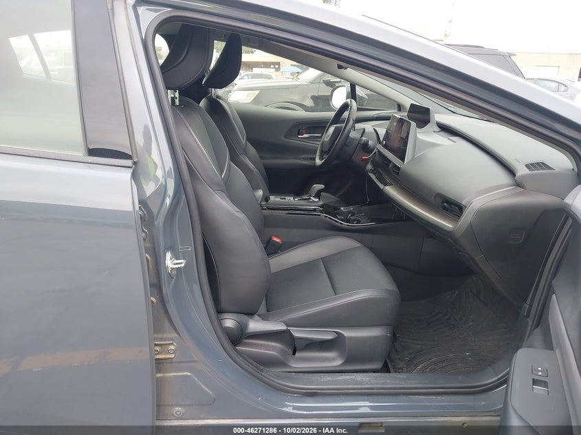 TOYOTA PRIUS - zdjęcie 5