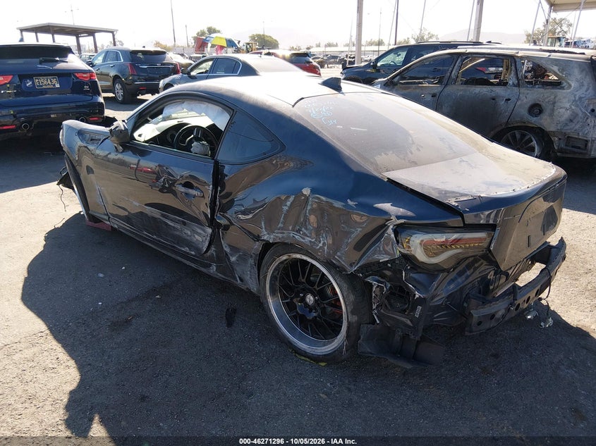 Vin: jf1znaa11f8701636, lot: 46771413, scion fr-s 20153