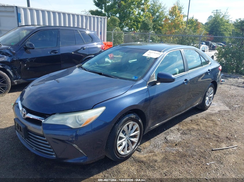 TOYOTA CAMRY - zdjęcie 2