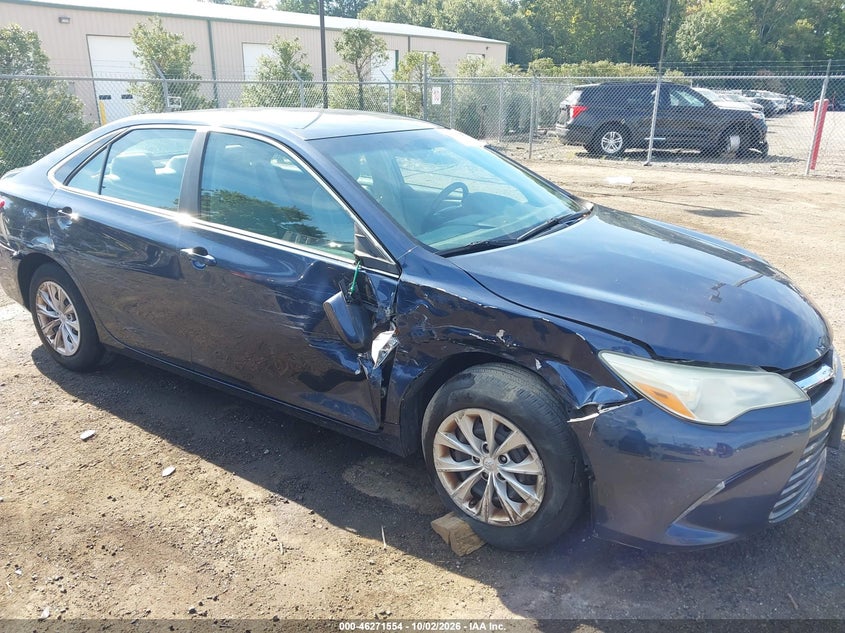 TOYOTA CAMRY - zdjęcie 6