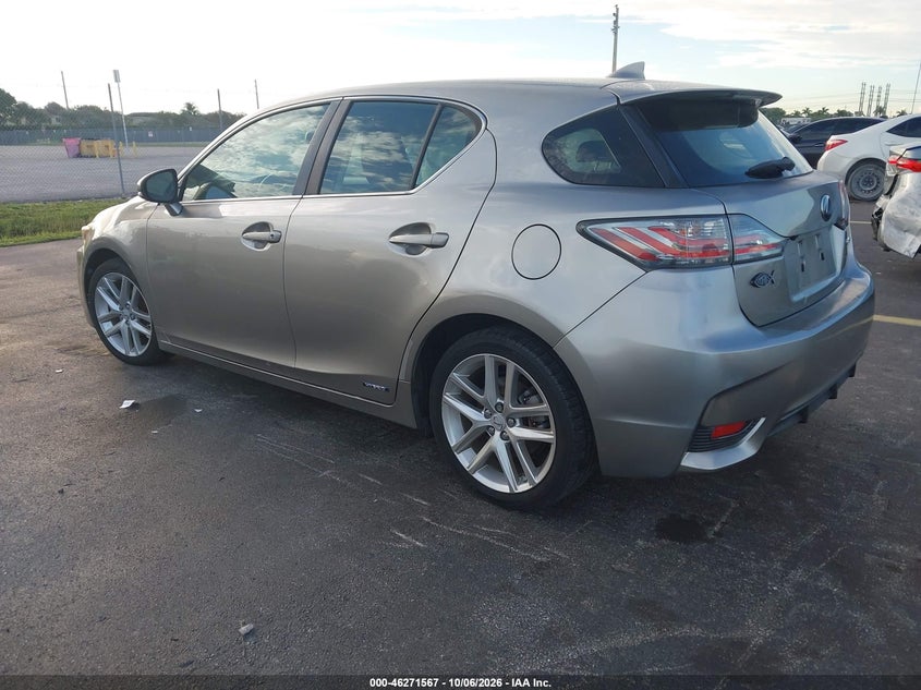 Vin: jthkd5bh6h2296136, lot: 46771683, lexus ct 200h 20173