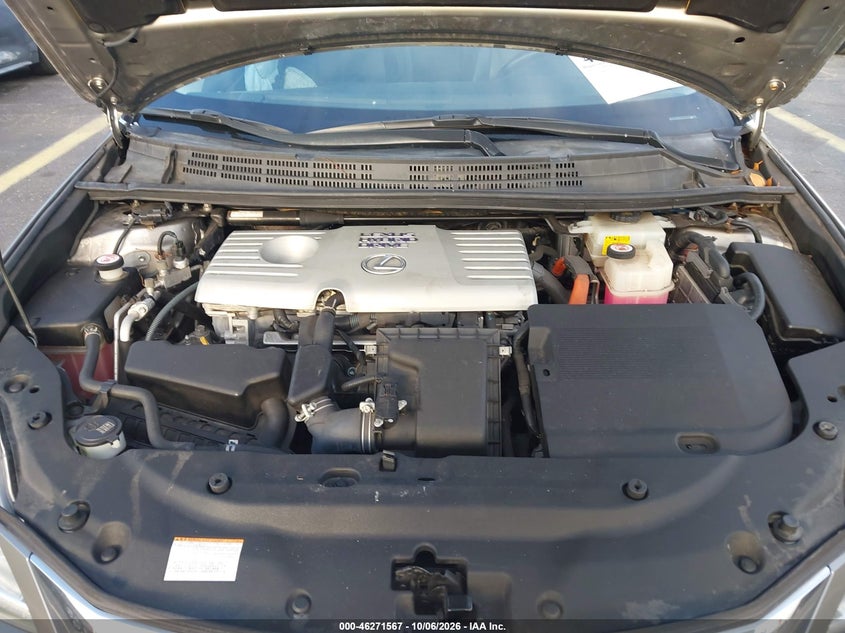 2017 LEXUS CT 200H · Фото 10