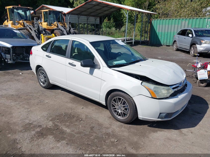 Vin: 1fahp3fn0bw169024, lot: 46771727, ford focus se 2011 img_1