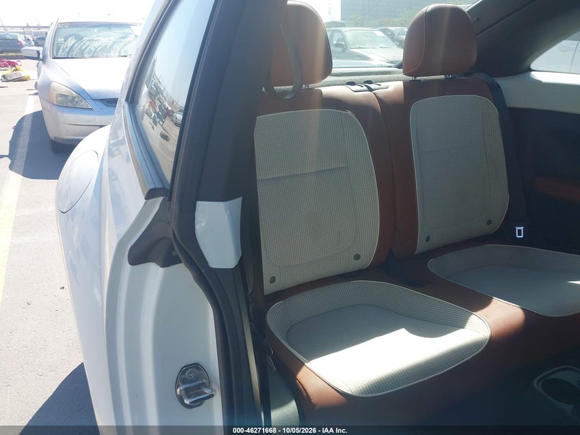 VOLKSWAGEN BEETLE 2017 VIN 3VWF17AT9HM624720