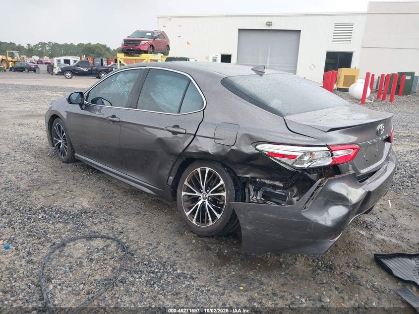Vin: 4t1b11hkxku785913, lot: 46771814, toyota camry se 20193