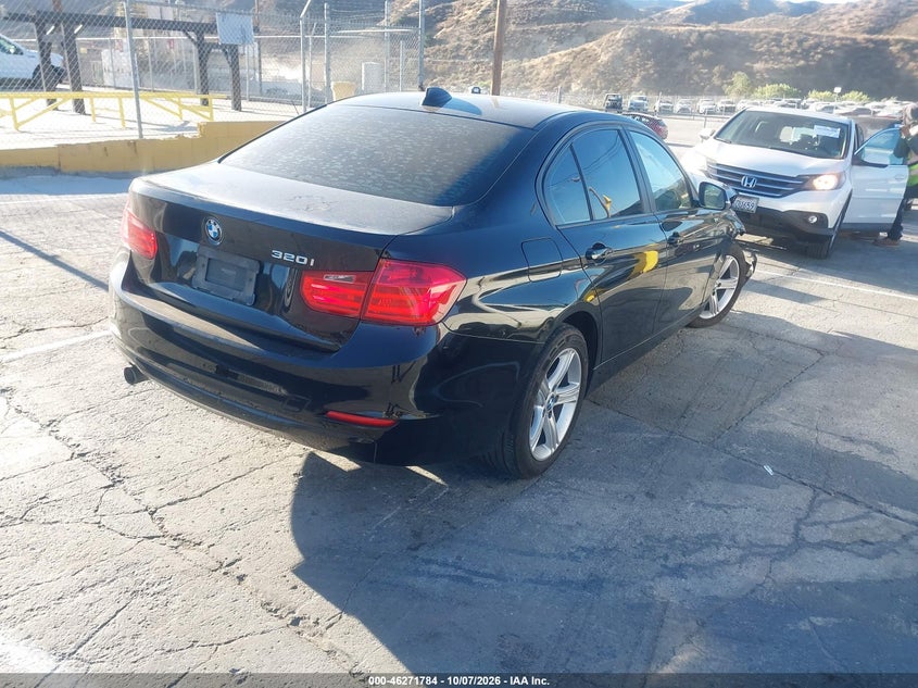 Vin: wba3b1c59epv79215, lot: 46771901, bmw 320i 20144