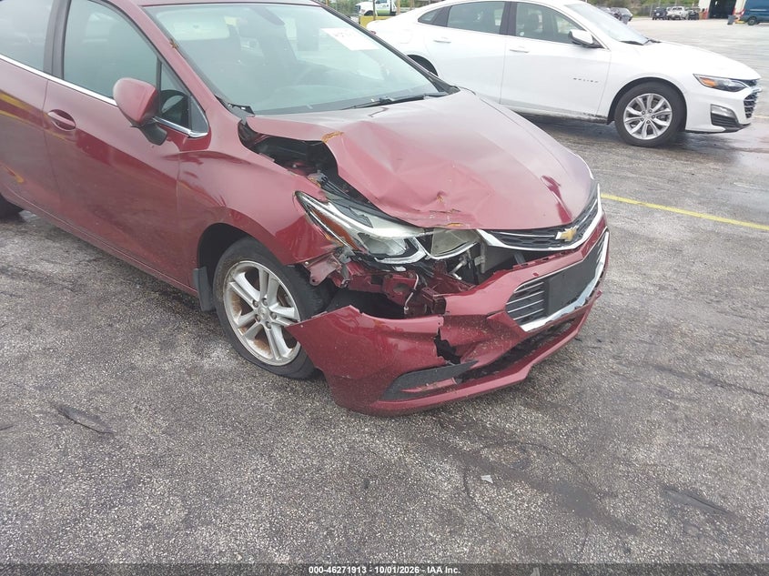 Photo 6 - CHEVROLET CRUZE