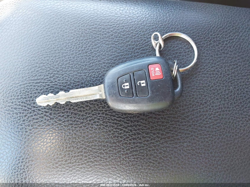 TOYOTA RAV4 - zdjęcie 11
