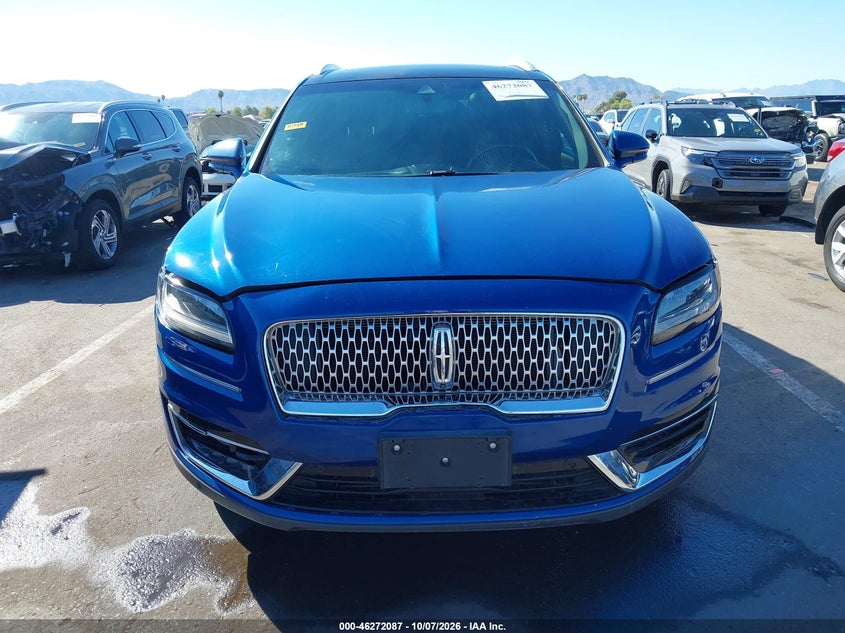 2020 LINCOLN NAUTILUS RESERVE · Photo 13
