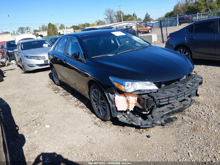 TOYOTA CAMRY - zdjęcie 1