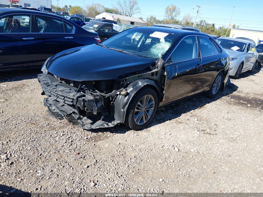 TOYOTA CAMRY - zdjęcie 2