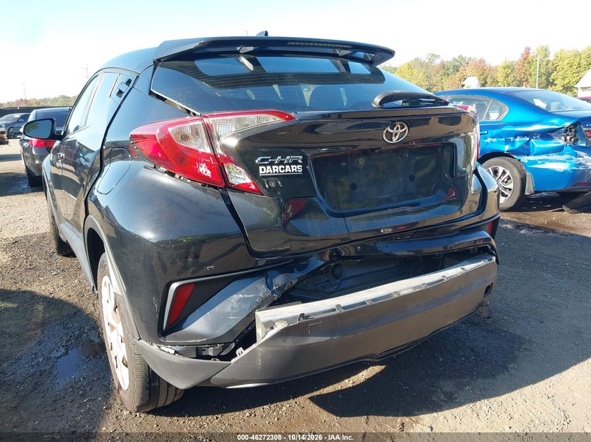 TOYOTA C-HR - zdjęcie 6