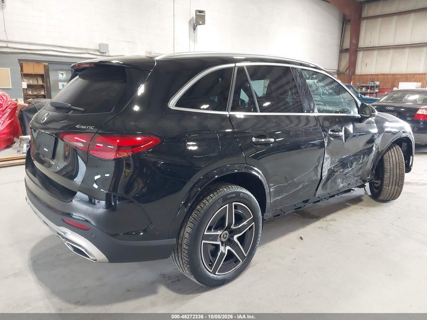 MERCEDES-BENZ GLC 300 - zdjęcie 4