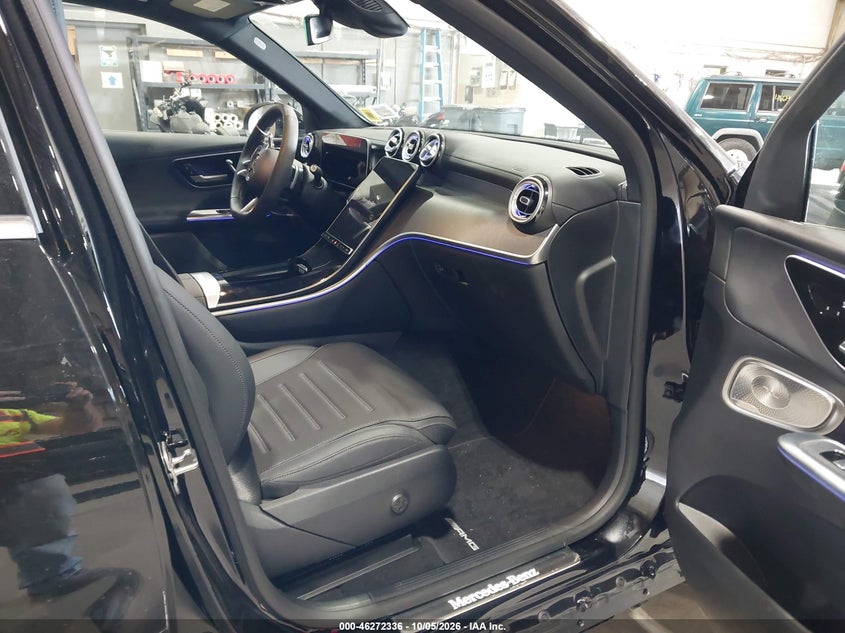 MERCEDES-BENZ GLC 300 - zdjęcie 5