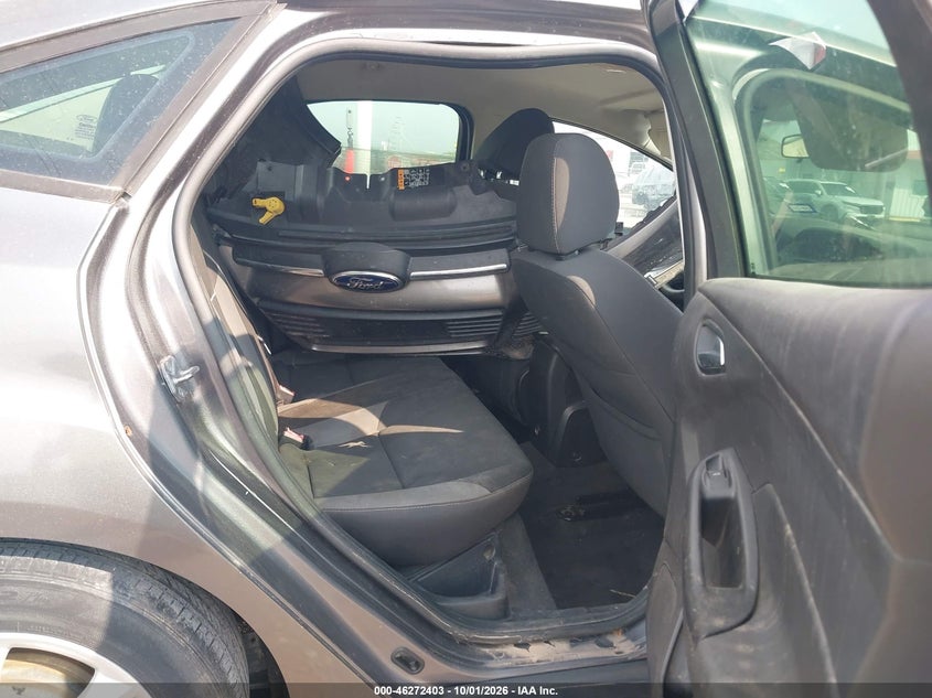 Фото 8 - FORD FOCUS